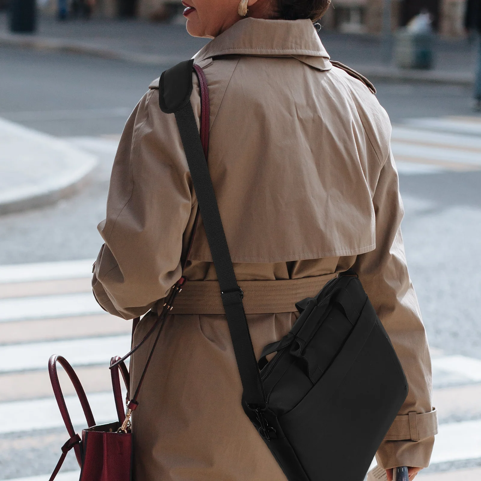 

Laptop Shoulder Bag Thickened Protective Liner Shockproof Notebook Sleeve Messenger Bag Large Capacity for Business Travel