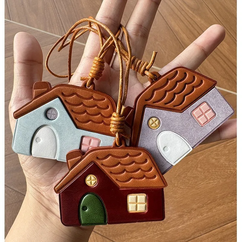 

Cute Mini House Shape Leather Bag Charm Creative Small Cowhide Pendant Bag Hanging Ornament Women Bag Accessories Gift