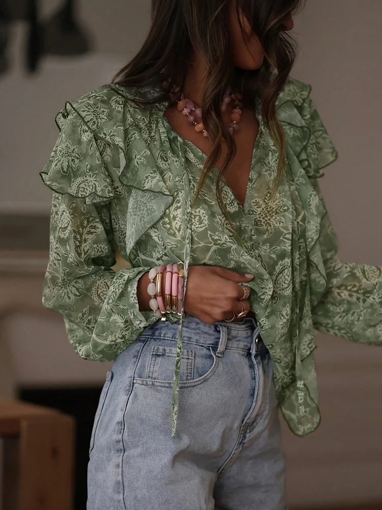 

2025 New Arrival Women's Botanical Print Off-Shoulder V-Neck Long-Sleeved Patchwork Ruffled Oversized Shirt