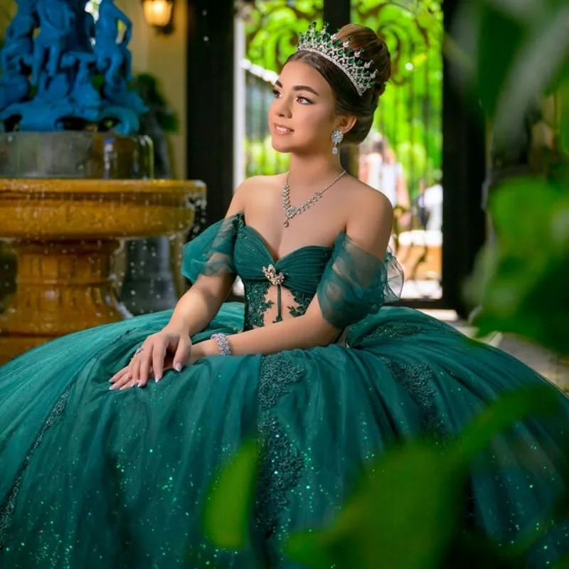 

Shiny dark green Off Shoulder Quinceanera Dress Tull crystal decal crystal flower vestidos de 15 Quinceanera ﻿Customized