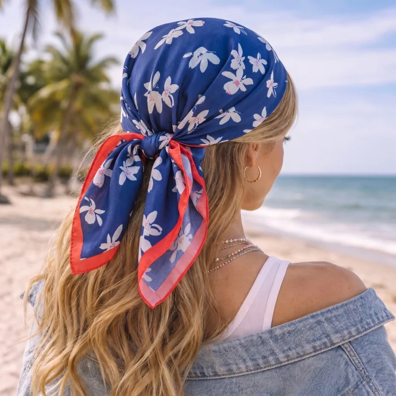 Modischer quadratischer Seidenschal, einfacher kleiner Blumen-Hijab, atmungsaktiver Sonnenschutz-Bandana, vielseitiges Haarband, Kopftuch für Reisen