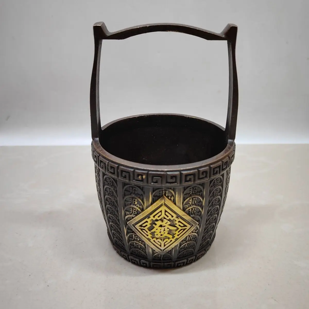 Gilded One Bucket of Gold Ornament, Treasure Bucket Piggy Bank Decorated with Gold Ingots
