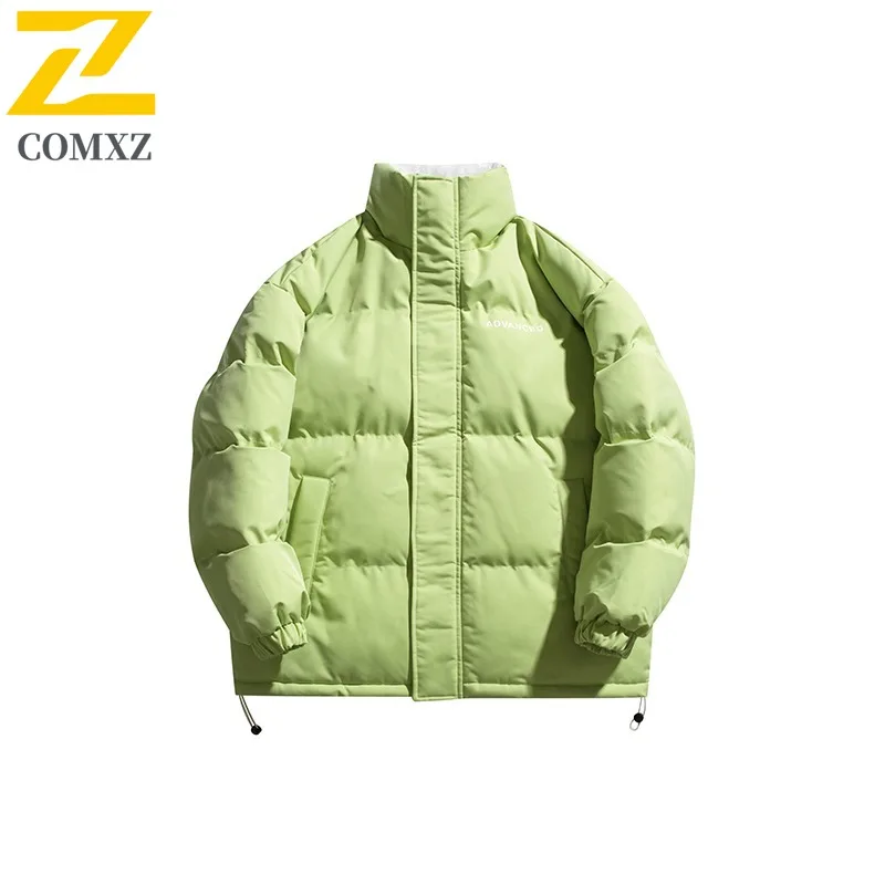 เสื้อแจ็คเก็ตผู้ชาย COMXZ รุ่นเทรนดี้ สีพื้น หนา กันลม เหมาะสำหรับตั้งแคมป์ ปิกนิก ฤดูหนาว บุใย 2025 เสื้อโค้ทสไตล์สตรีทแวร์สำหรับเดินทาง