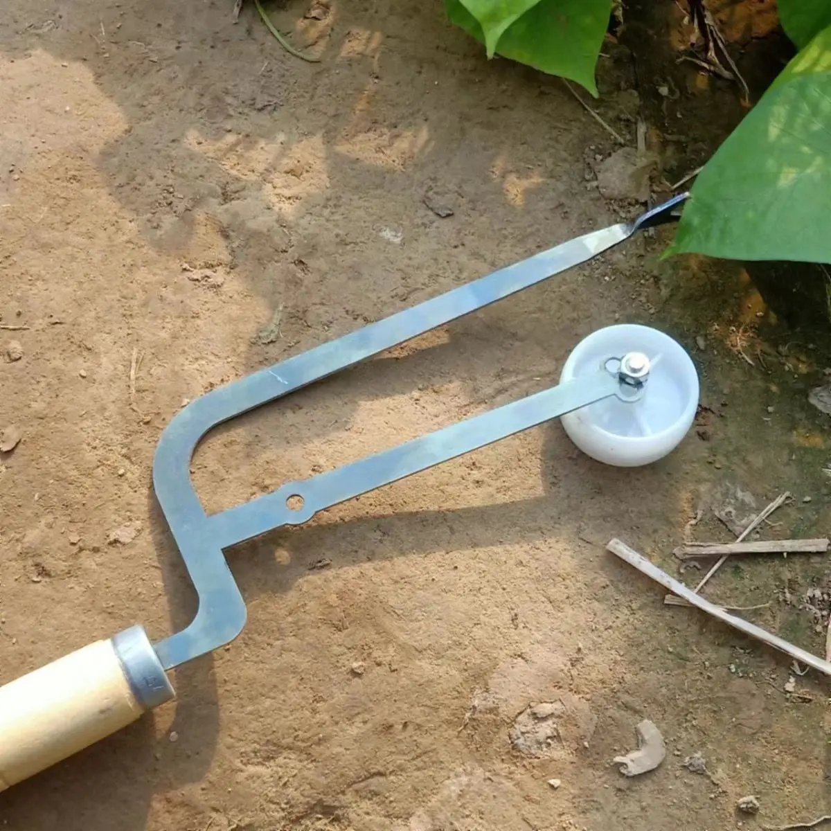 Speed Belt Wheel Planter Agricultural Equipment Fast Seedling Planting Tool For Sweet Potatoes