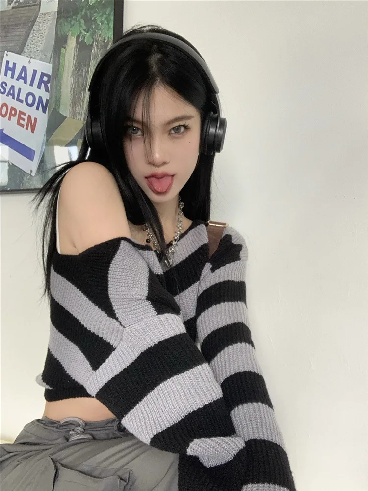 Long Sleeve Top Knitted Korean Fashion Striped Crop Sweaters Off The Shoulder Tops Cute Black Grey Striped Pullovers Knitwears