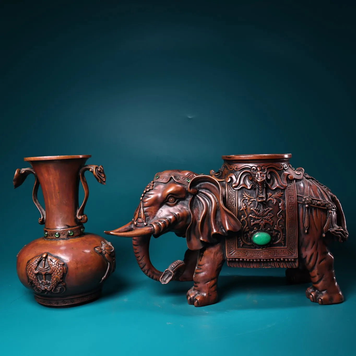 

16"Tibetan Temple Collection Old Bronze Mosaic Gem Elephant Statue Vase Fish Texture Bottle Amass wealth Ornaments Town House