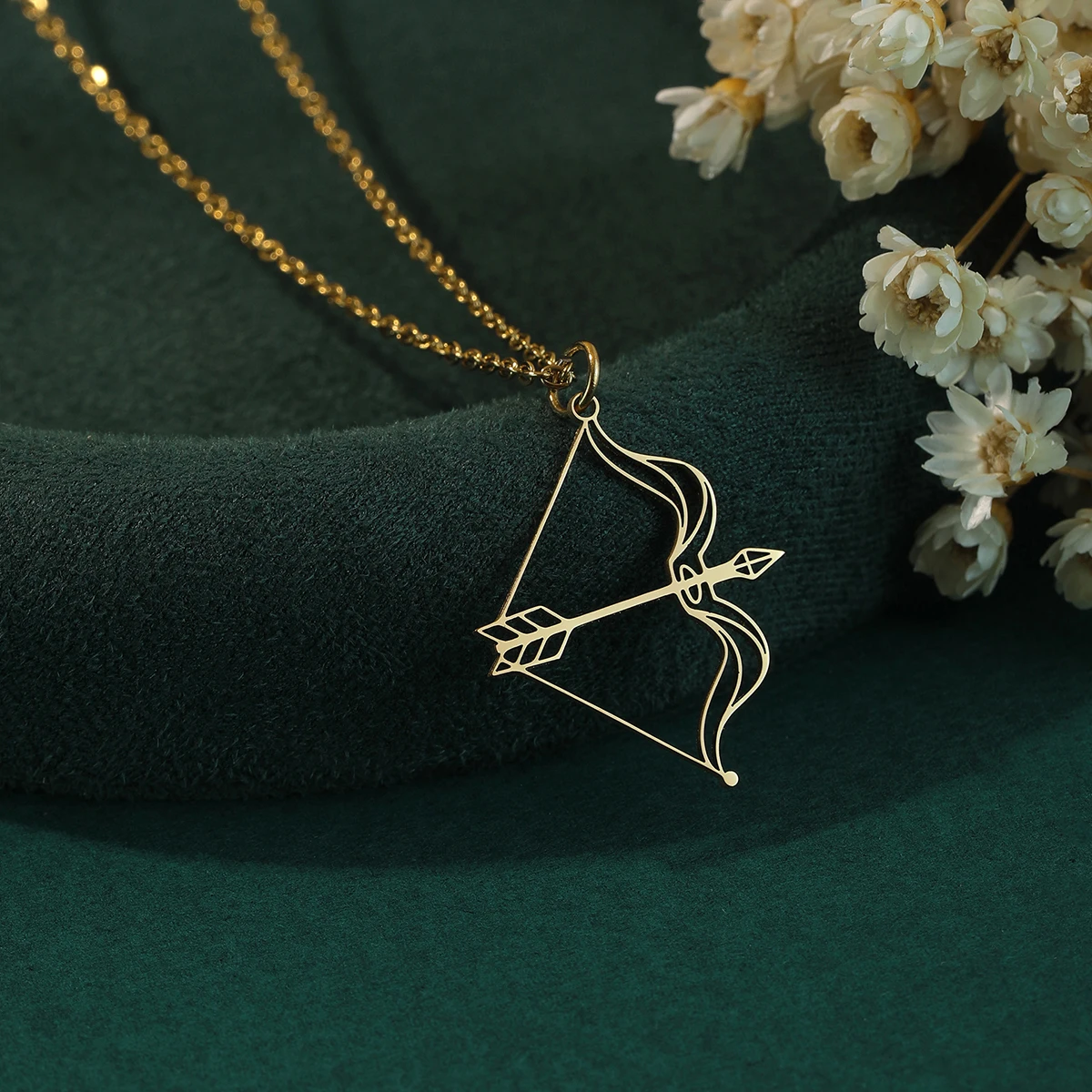 Arrow Pendant Sagittarius Zodiac Necklaces for Women Men Stainless Steel Minimalist Clavicle Choker Jewelry Gift for Her Bow