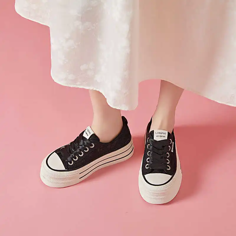 

Туфли на плоском каблуке In The Forest на толстой подошве. Размер платья. Женская обувь. Кроссовки на каблуке. Спортивные кроссовки Tenya. Tenisky Runner.