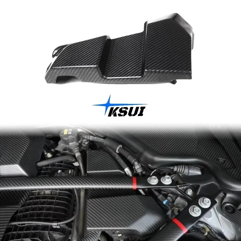 طقم داخلي لمقصورة المحرك مع غطاء بطارية من ألياف الكربون الجاف لـ BMWS M3G80 M4G82 يستبدل صندوق الصمامات على طراز OEM #1