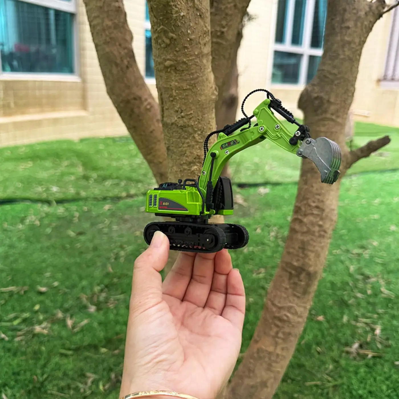 1/64 Mini RC Engineering Car Alloy Model Excavator Dumper Dump Truck Loader Bulldozer Tractor Collection Toys for Kids Gifts
