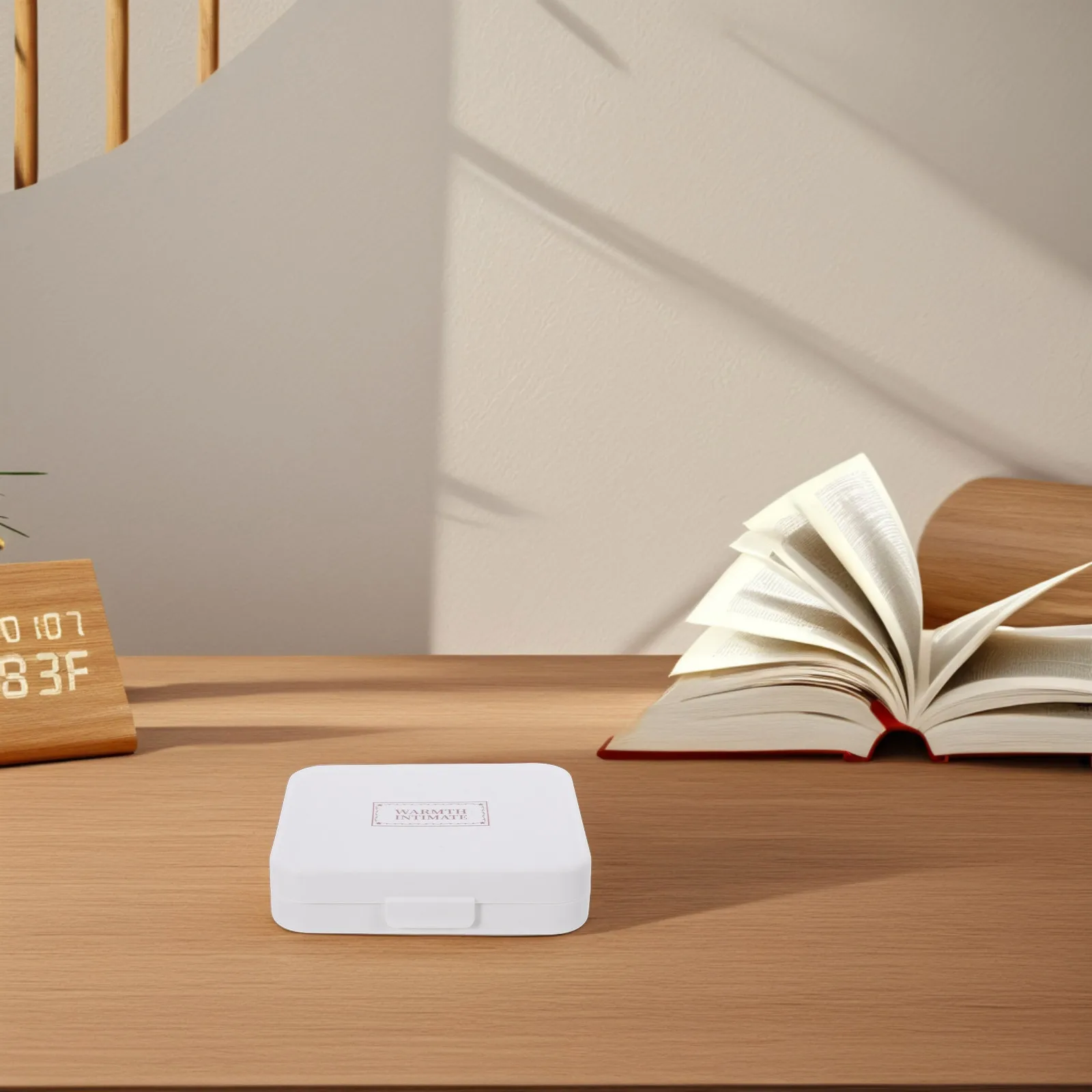 

1pcs Sanitary Napkin Menstrual Small Box For Pads Napkin Case Organizer Period Bathroom Purse Bathroom Female Container