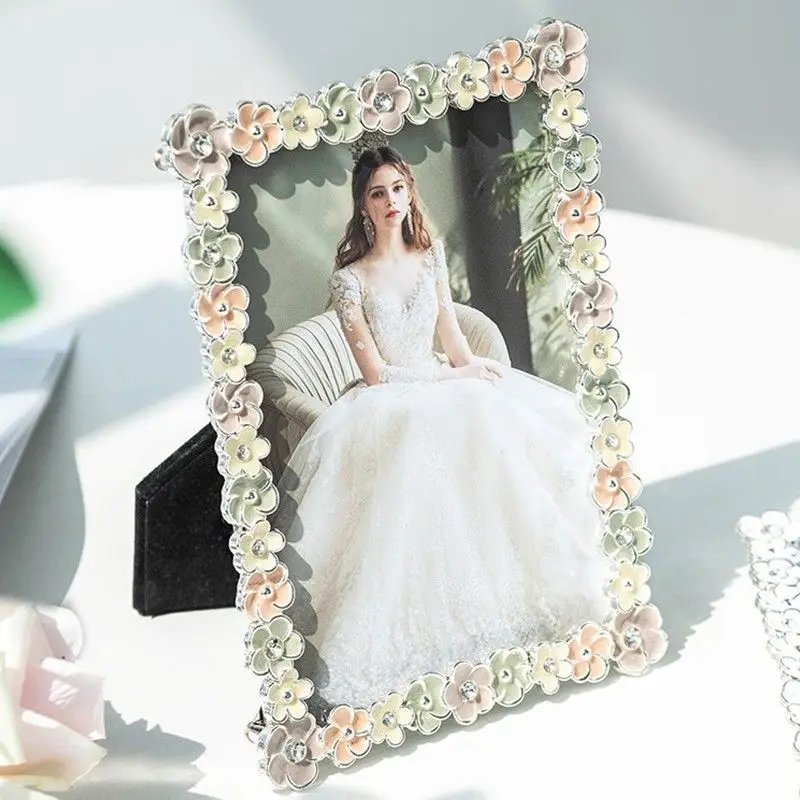 Small Flower Metal Creative Photo Frame Set Table 7 Inch Premium Photo Frame