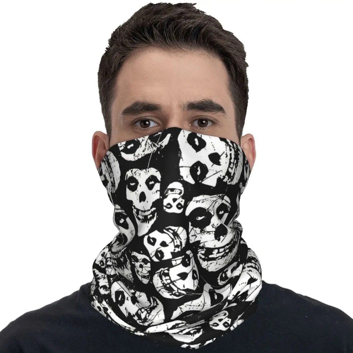 The Misfits Skull Rock Band Bandana Cool Bicycle Mask Hiking Camping Sun Protection Balaclava Custom Soft Bike Face Cover Mask