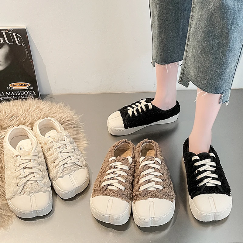 Zapatos bertali bulu Teddy desain merek mewah Sneakers wanita ujung persegi Low Top divulkanisir sepatu mue mewah hangat musim dingin