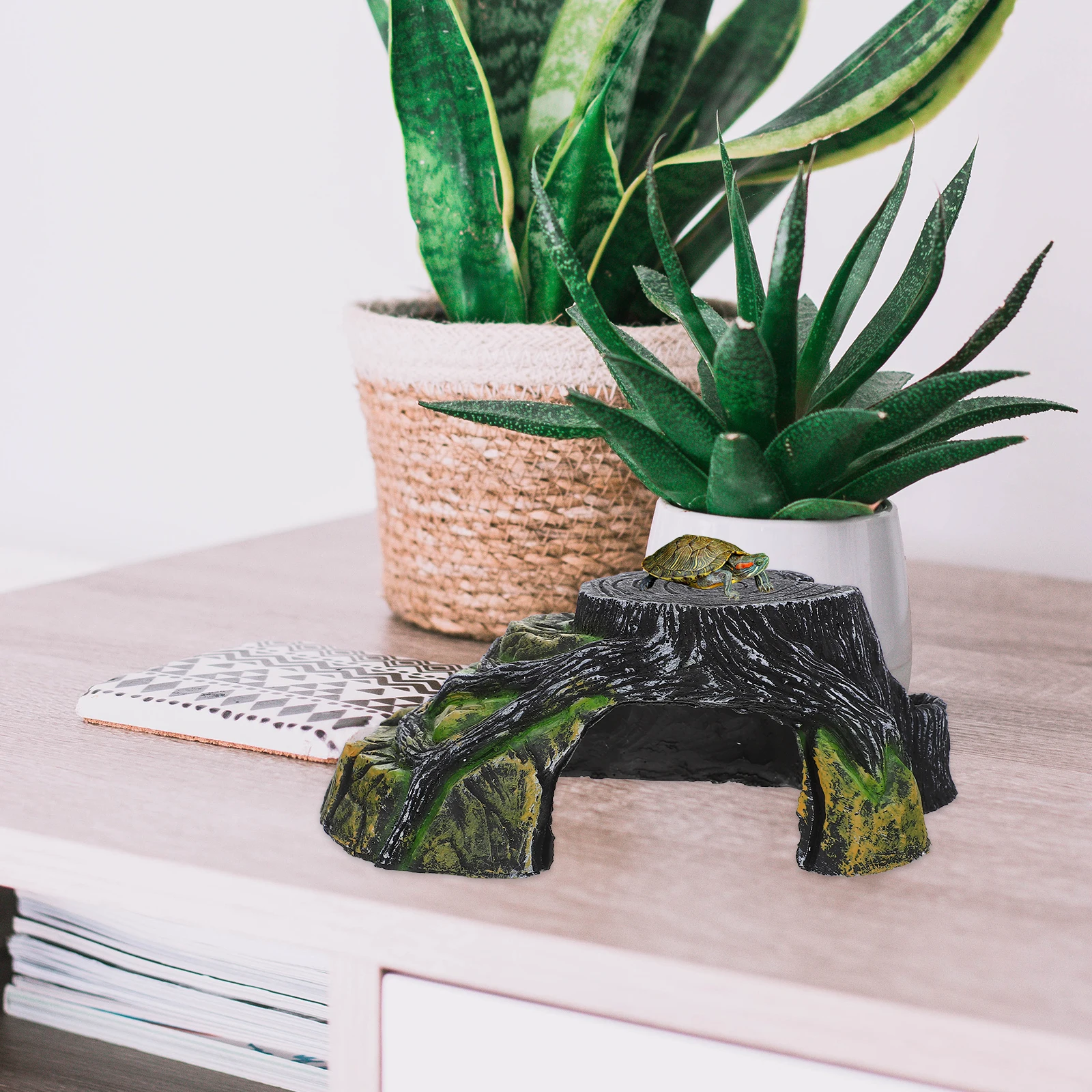 

Durable Resin Household Turtle Ramp Basking Platform Decorative Dock Fish Tank Turtle Climbing Platform Landscape Accessory