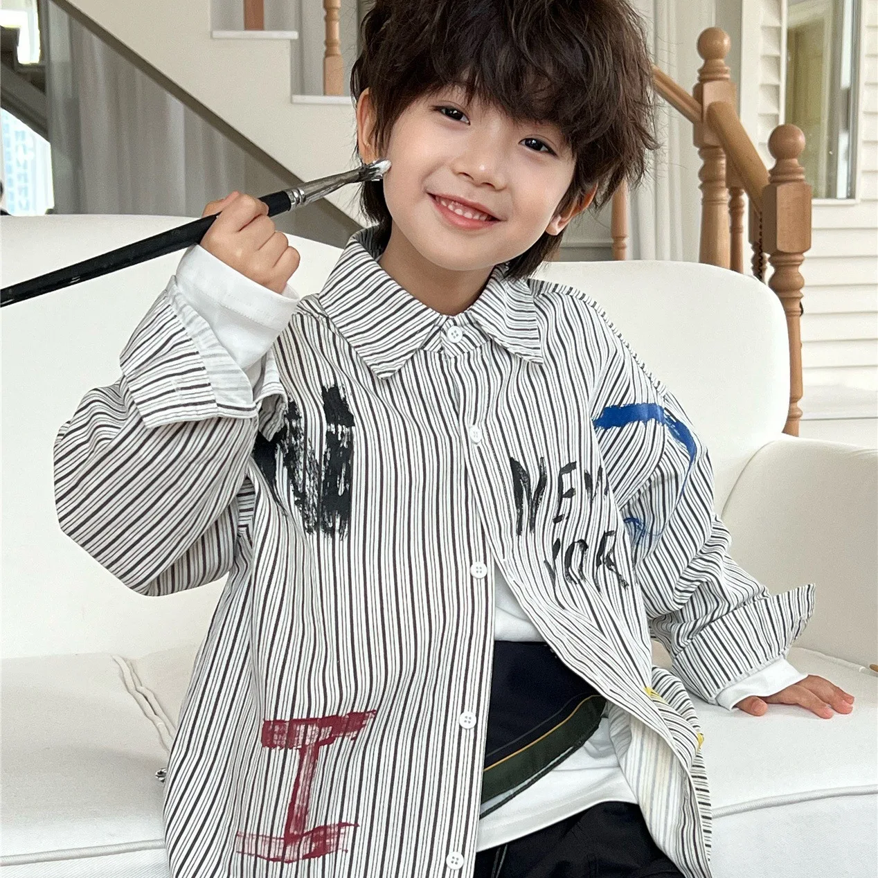 

2025 Autumn Children's Clothing Vertical Stripe Graffiti Shirt Retro Loose Boys' Baby Foreign Shirt