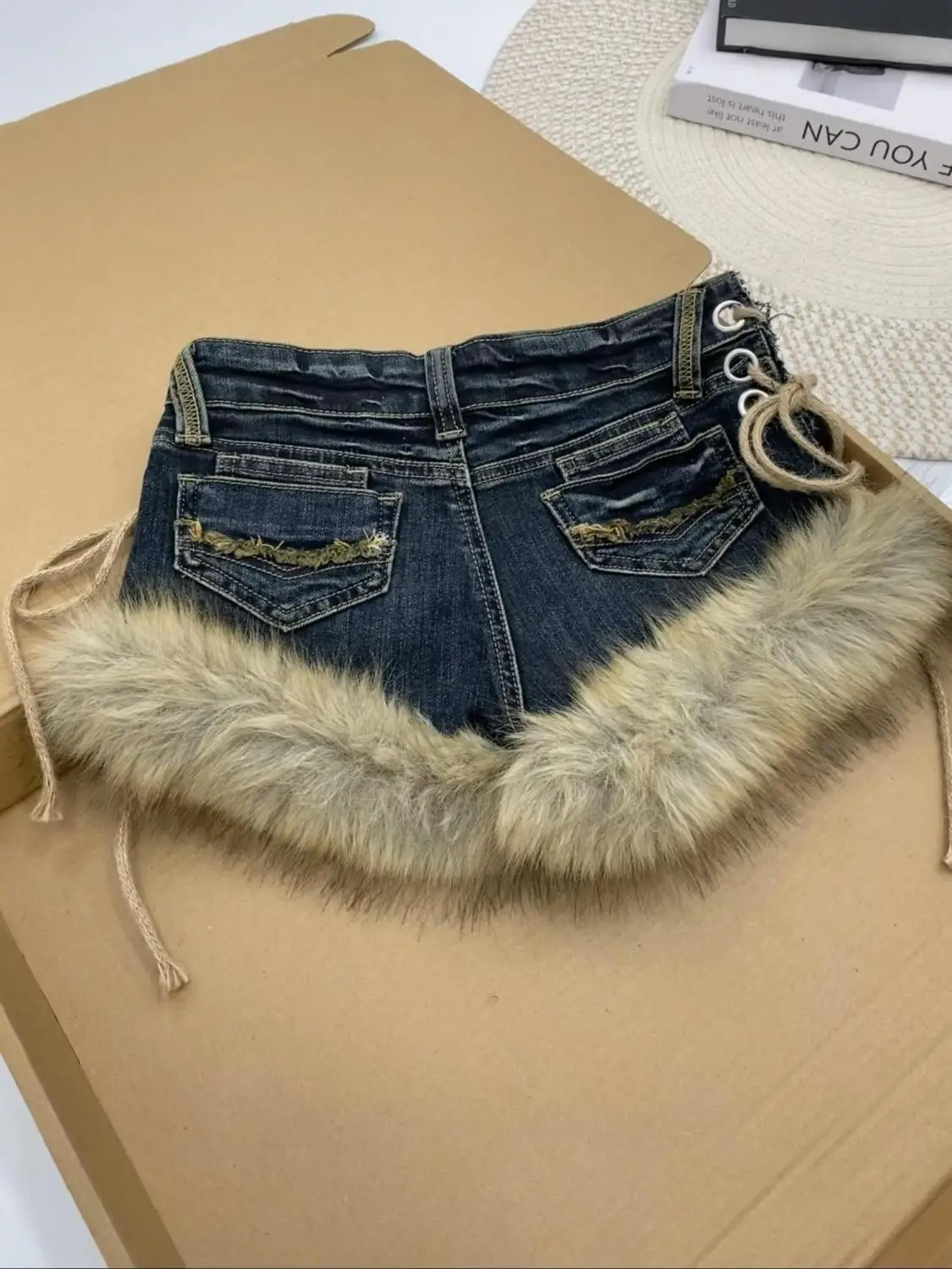 2026 New Design Sense Fluffy Splicing Jeans Shorts High Street Spice Girl Y2k Low Waist Plush Denim Shorts Hot Pants