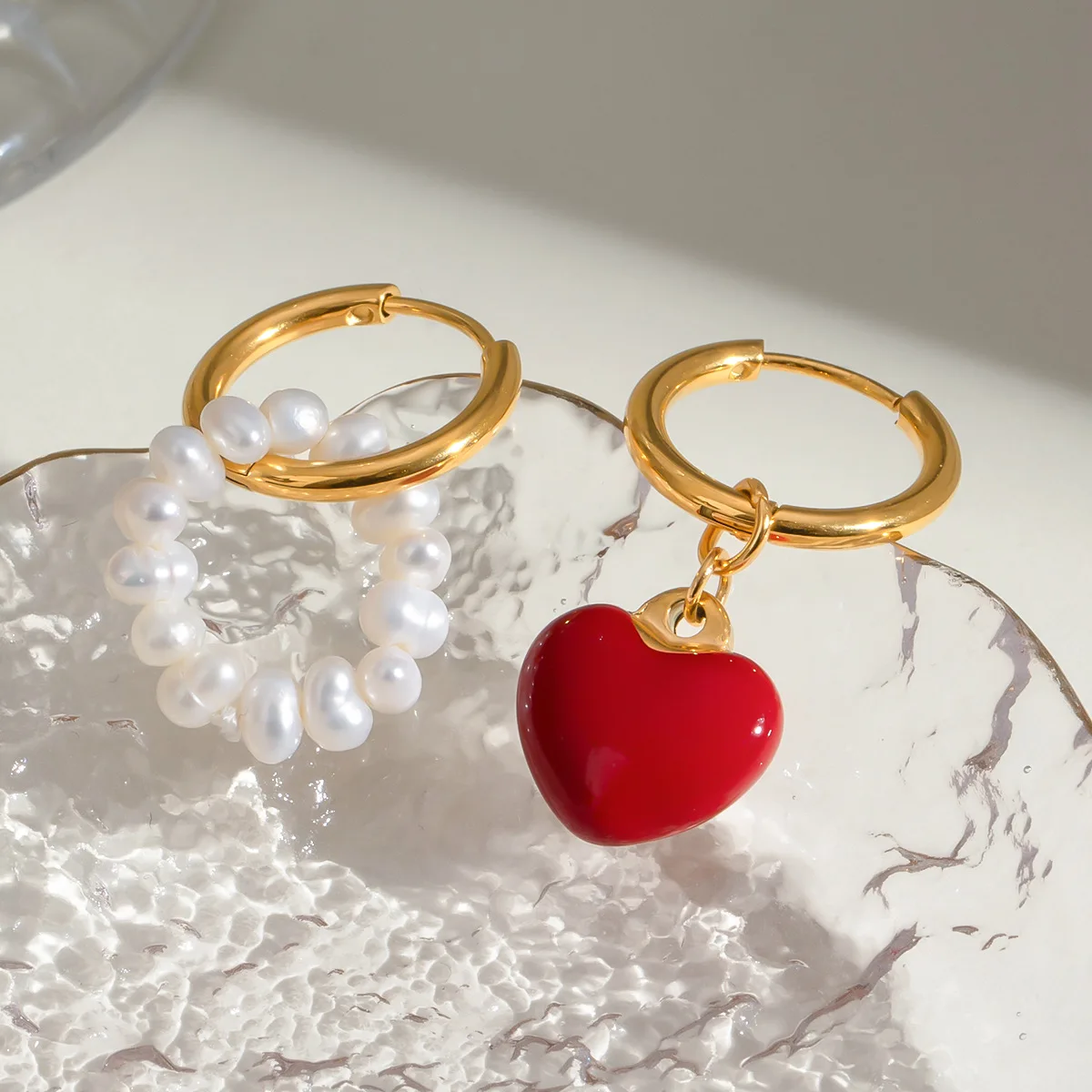 Stainless Steel Enamel Red Hearts Studs Earrings Golden Pearl Asymmetric Ear Rings for Women Jewelry Party Valentine's Day Gifts