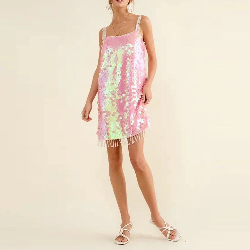 

Модное женское платье А-силуэта с квадратным вырезом, бретельками, пайетками, вырезами и открытой спиной, однотонное, с бахромой и вставками, для выпускного вечера