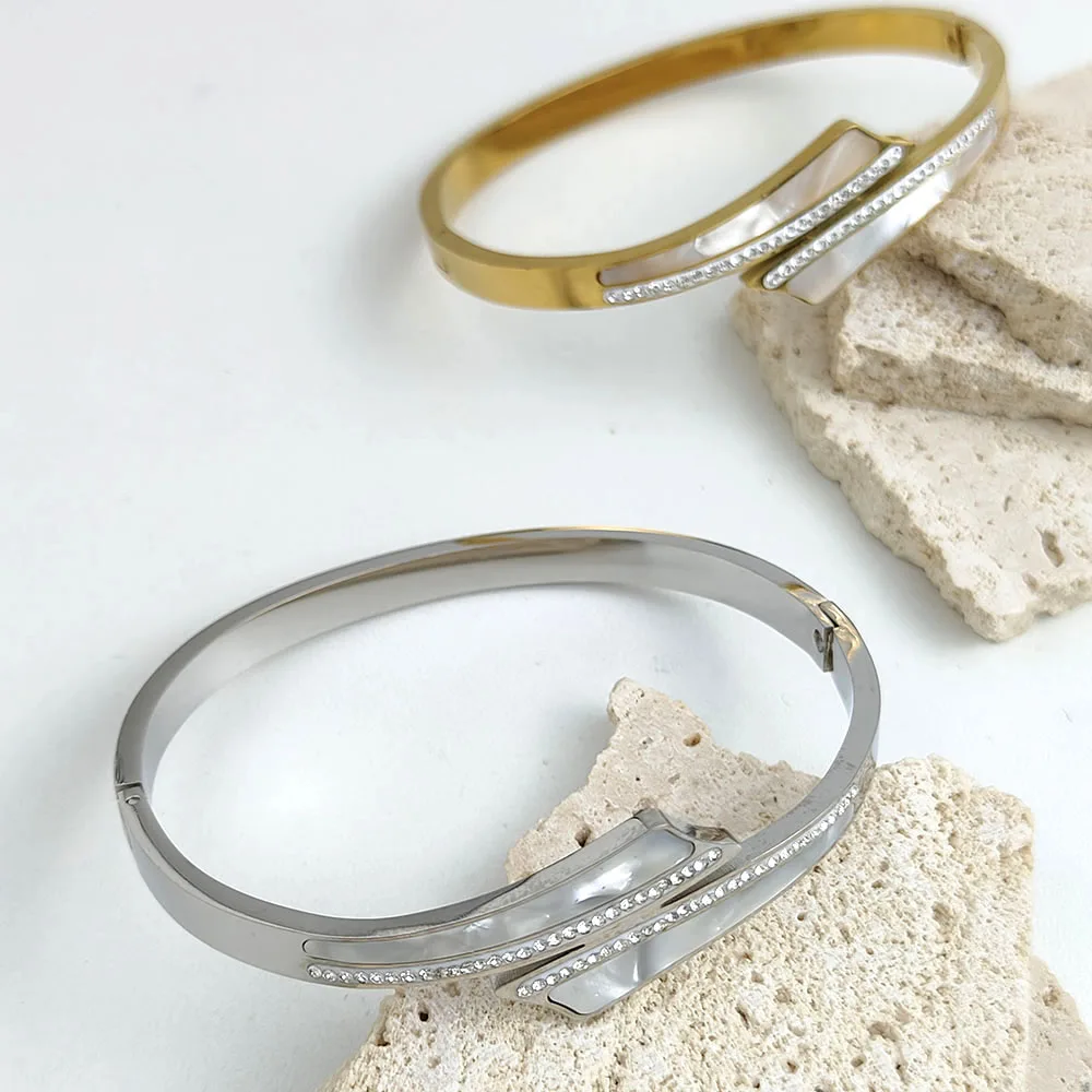 

New cross white fritillary bracelet, 18K gold-plated minimalist bracelet, high quality waterproof, couple anniversary gift