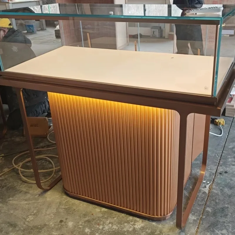 custom.Luxury Metal and MDF Jewelry Showcase Display Table Top with LED Lights Store Shopping Mall Furniture YIZHAN YZ-25010