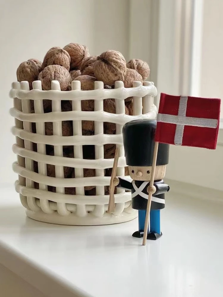 

Ceramic Woven basket Flowers Vase Home Decor Crafts Room Wedding Decoration Wine Cabinet Pot Ornament Dried fruit plate