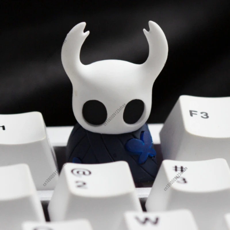 Hollow Knight Hornet Keycap for Mechanical Keyboard Handmade Artisan Resin Key Cap Gaming Accessories for Anime Fans Home Decor