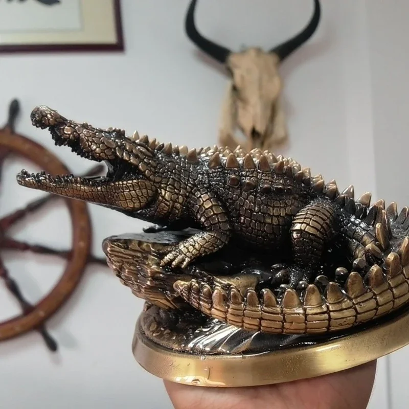 Brass retro crocodile ornament solid home collection creative decoration