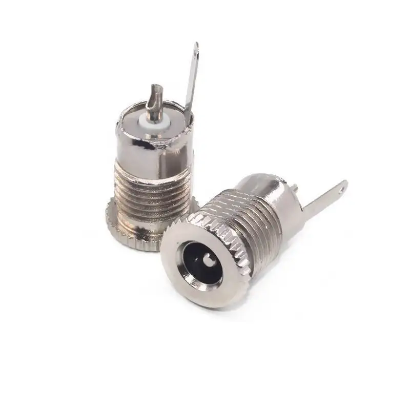 2 Stück DC-099 Stromanschluss Vollmetall-Ladebuchse 5,5*2,1/2,5 mm DC mit Mutterplatte – Detail 4
