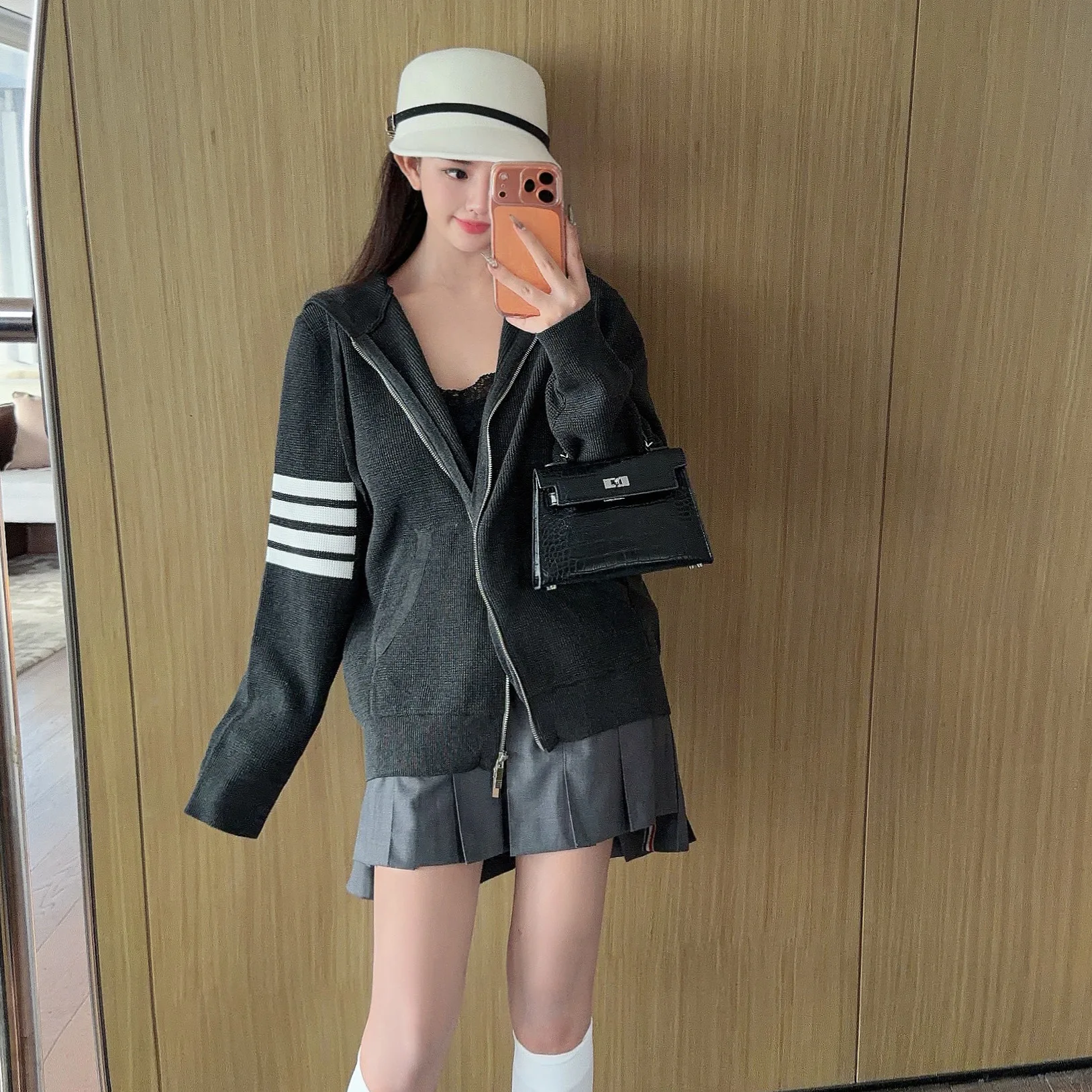 

Осень-зима, новый Sle College Wind, двойная молния с капюшоном, четыре полоски, модный универсальный женский вязаный кардиган Agel