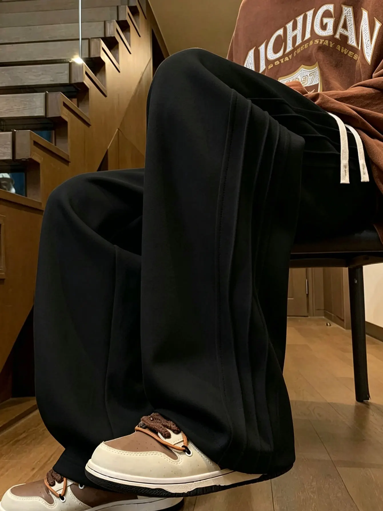 Herren-Freizeithosen, Locker Geschnittenes Design mit Weitem Bein, Elastischer Bund, Bequem für den Alltag, Modische Herrenbekleidung, Trendig und Stilvoll – Detail 22