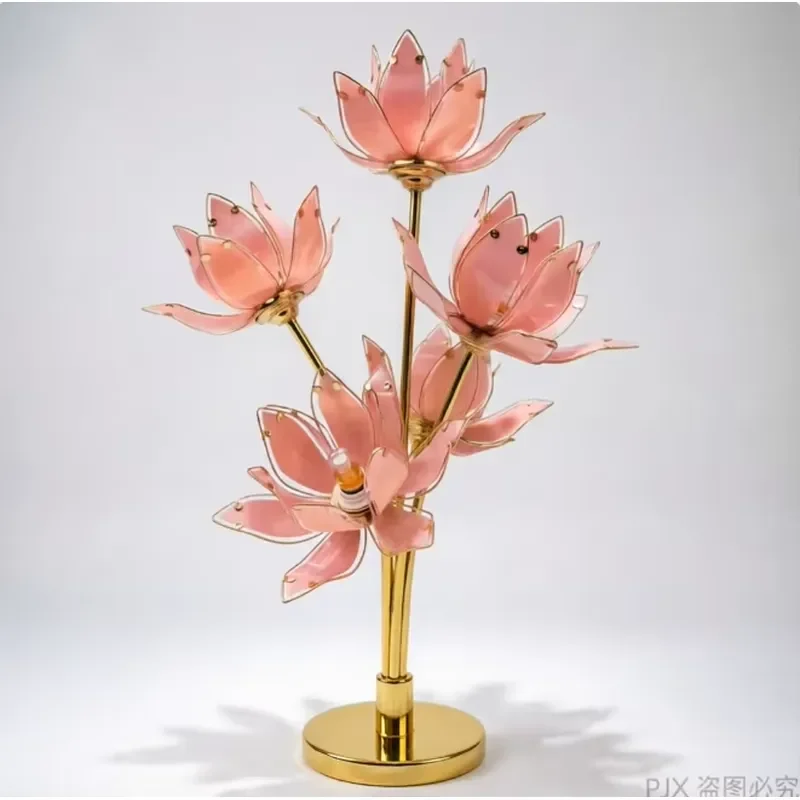Handmade Resin Lotus Desk Lamp Luxury Gold Base LED Ambient Light for Bedroom Home Decor Wedding Gift Night Light Table Lamp