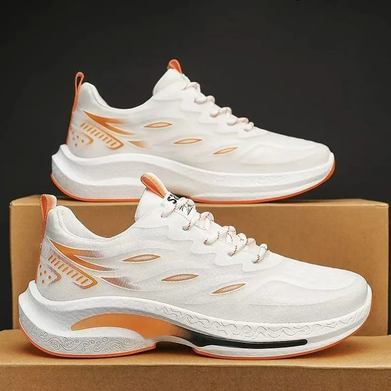 Korean Ins Style Men's Light Breathable Mesh Casual Shoes 2026 New Thick Sole Shock Absoing Youth Student Footwear