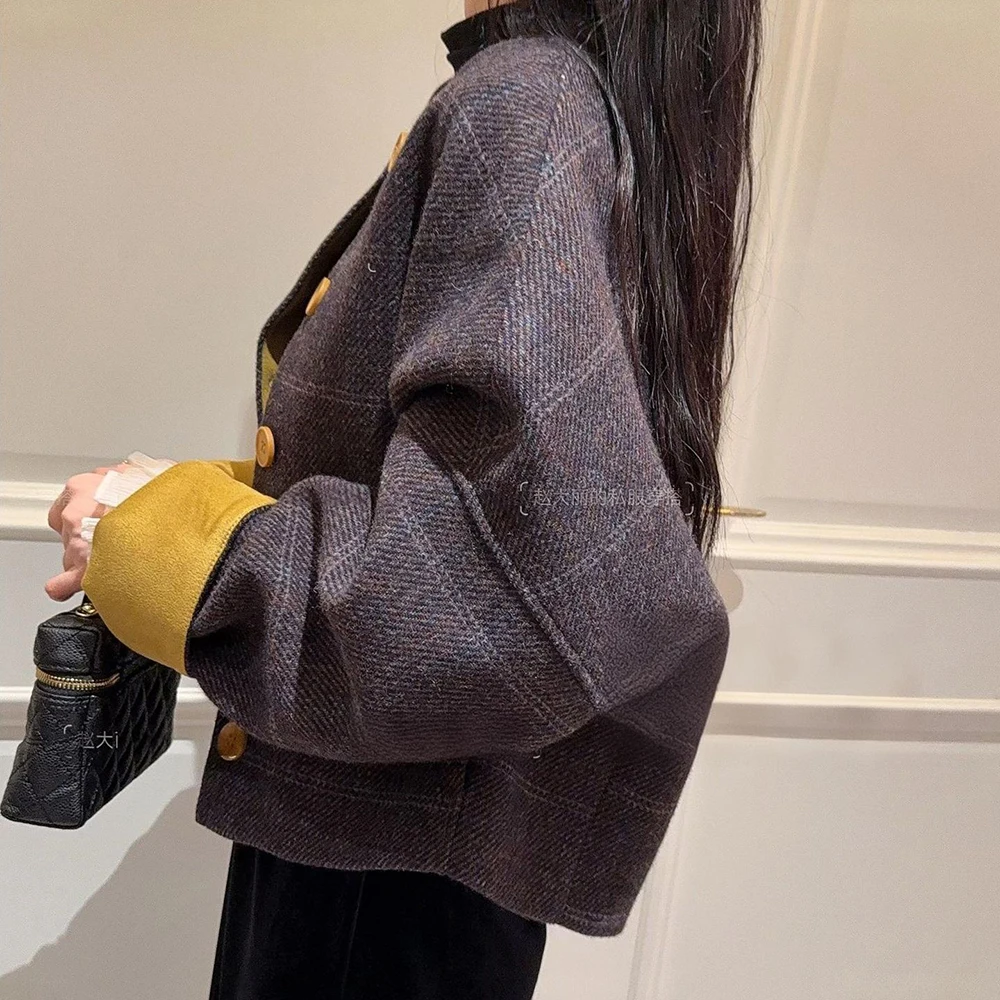 Korean round neck retro plaid splicing woolen short coat women's 2025 new early autumn beautiful and good-looking top