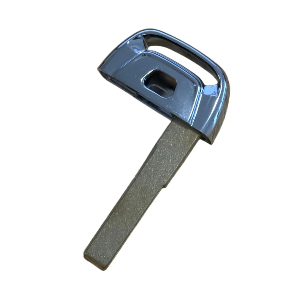1 pcs Car Smart Remote Key Uncut Emergency Insert Key Blade For Audi Q5 A4L A5 A6 A7 A8 RS4 RS5 S4 S5