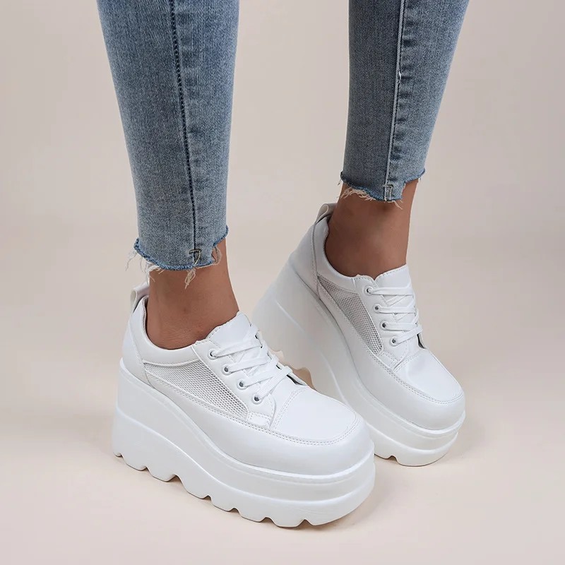 

High Quality Women's Wide Width Platform Sneakers Chunky Sole Lace-Up Comfortable Casual Dad Shoes Fashion White Athletic Shoes