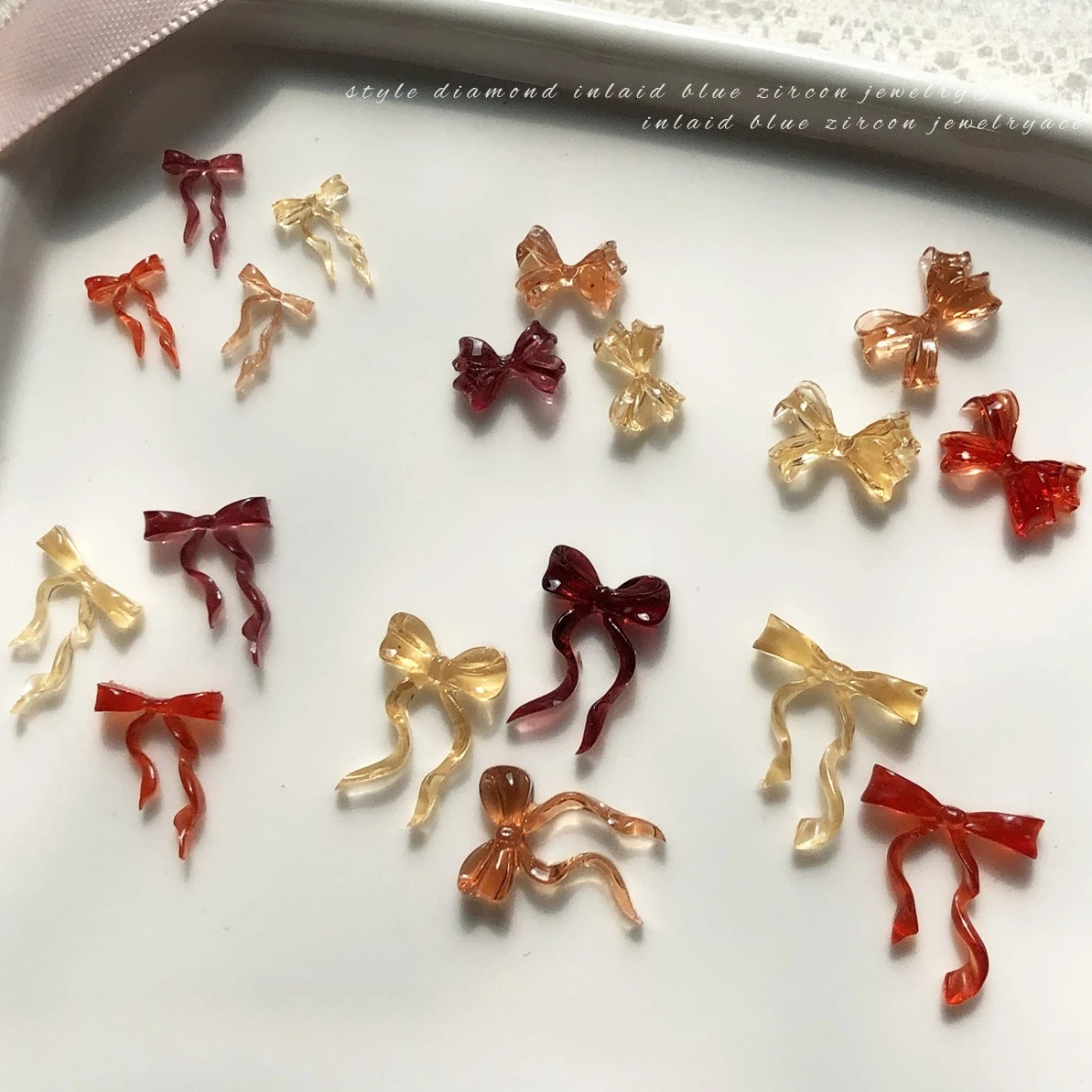 Preciosa cinta colorida transparente estilo Maillard con lazo, Color ámbar Retro, remache dorado y plateado, accesorios de resina para decoración de uñas