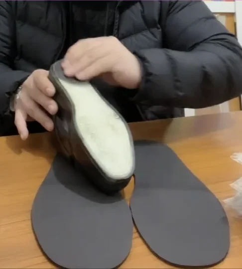 Gummi-Vollsohlen für Schuhe, Außensohlen, Einlegesohlen, rutschfest, Bodengriff, Sohlenschutz, Sneaker, Reparaturarbeiter, Schuh, selbstklebende Pads – Detail 5