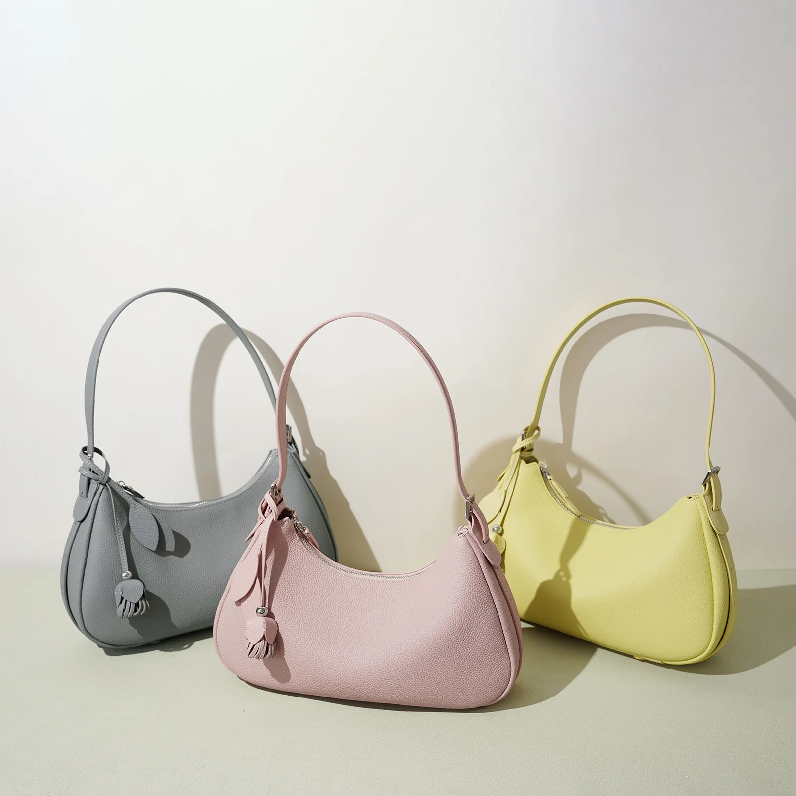 

Spring 2026 Half Moon Tote Bags New Candy Color Handbags Simple Design Top Layer Cowhide Single Shoulder Bag Women Crossbody Bag