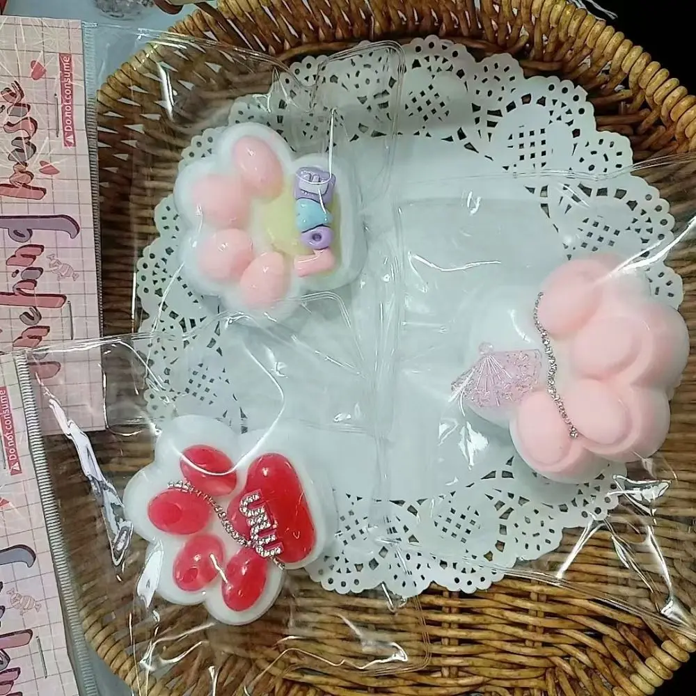 

Interesting Kneading Cat Paw Squeeze Toy Soft Handmade Cartoon Fidget Toy 3D Silicone Cat Paw Pinch Toy Practical Jokes