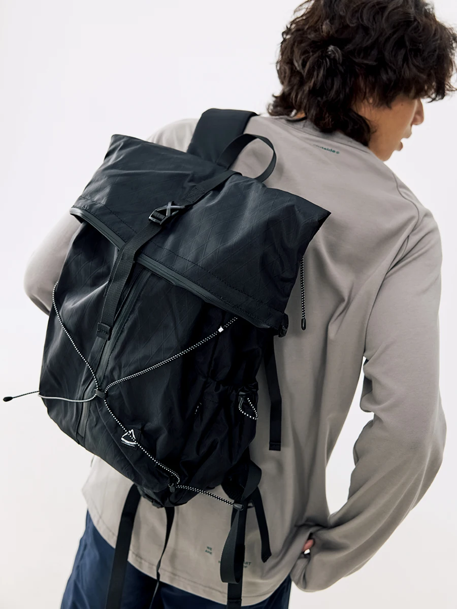 

Lightweight functional anti-splash outdoor backpack, mountaineering backpack, large-capacity computer schoolbag