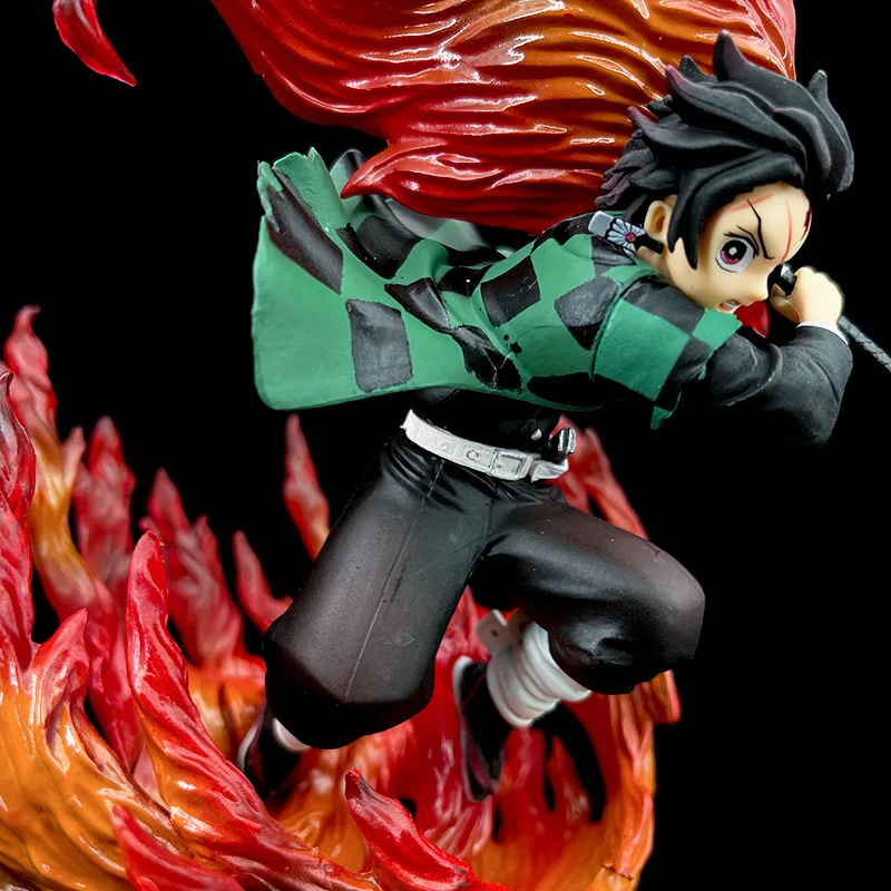 Demon Slayer Kimetsu No Yaiba Kamado Tanjirou Breath of the Sun flame figuras de acción modelo de PVC estatua juguetes muñeca regalo