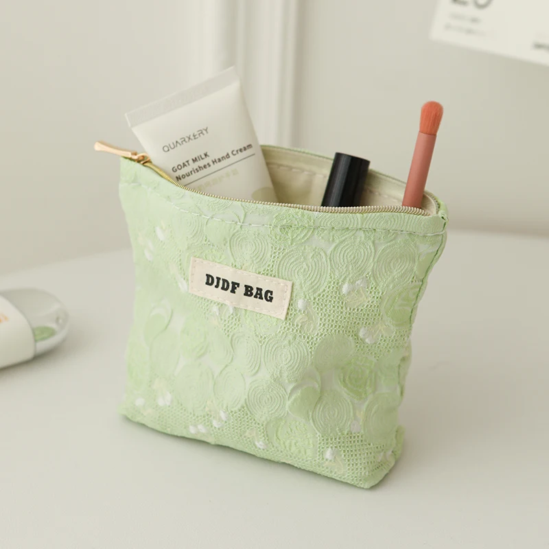 DJDF Fresh Green Women\'s Small Makeup Bag Canvas Zipper Portable Sanitary Napkin Storage Bag Carry-on Card Holder Coin Purse Ins