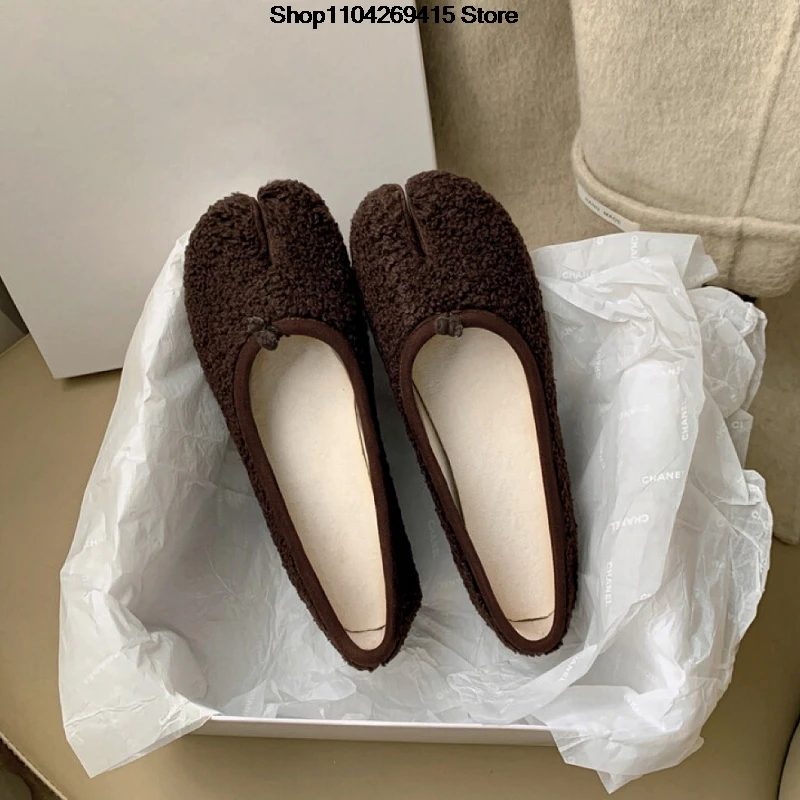 Winter Women Tabi Ninja Ballet Flats Split Toe Mary Janes Cow Suede Leather Shallow Ballerina Shoes Solid Female Loafer Ladies