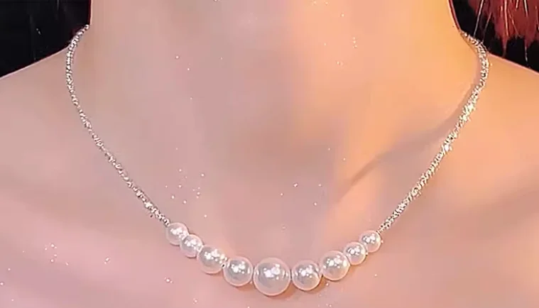 

jewelry Women Gift word Special small South Sea white special pearl necklace pendants