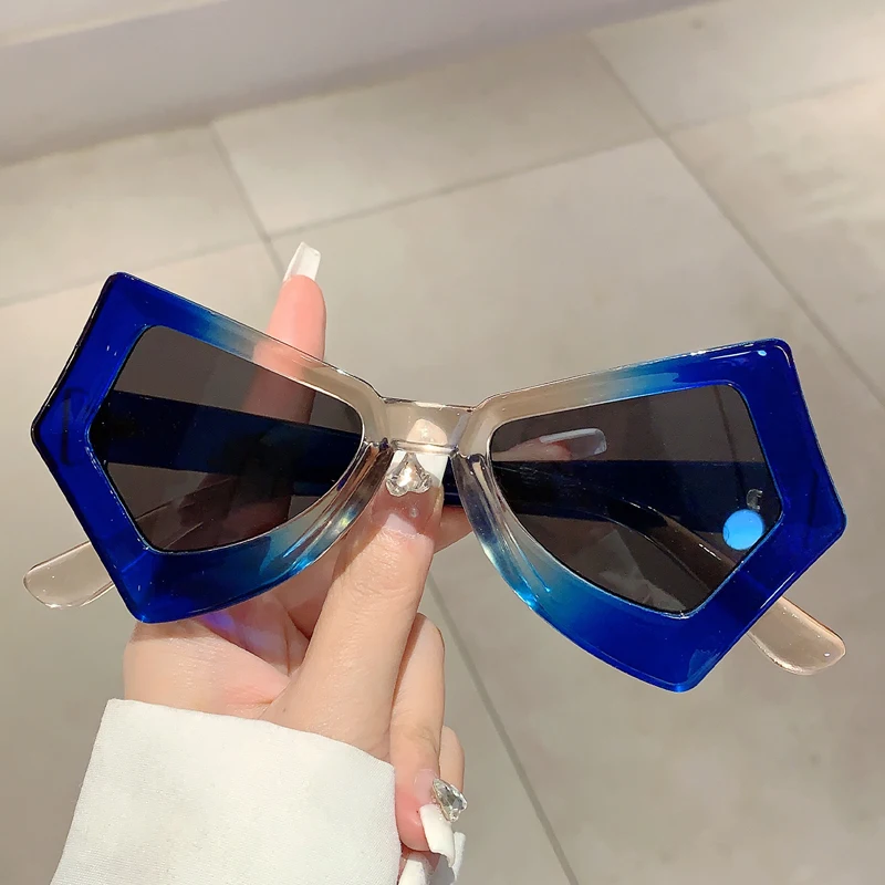 KAMMPT Butterfly Cat Eye Sunglasses 2024 New in Fashion Candy Color Gradient Women Shades Stylish Original Brand Design Eyewear