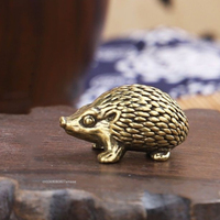 Mini Brass Hedgehog Ornament Metal Animals Statue Figure Antique Tea Pet for Home Office Desk Decoration Crafts Gift