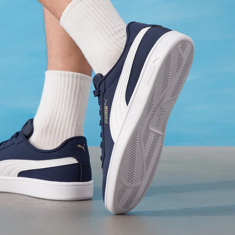 PUMA Unisex Casual Sneakers, Lightweight Versatile Low-Top Couple Shoes 392336-03
