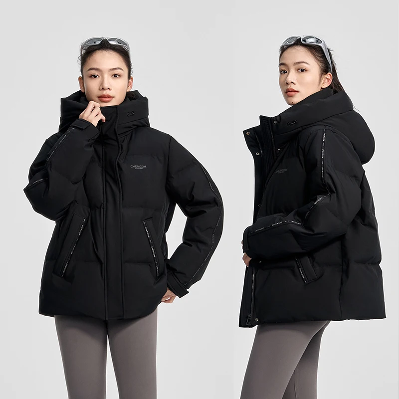 Chericom شتاء جديد مقنعين أسفل سترة 90 بطة أسفل ملء 2025 جديد جيب سستة الإناث قصيرة الوزن الثقيل ملابس خارجية Y308125Y