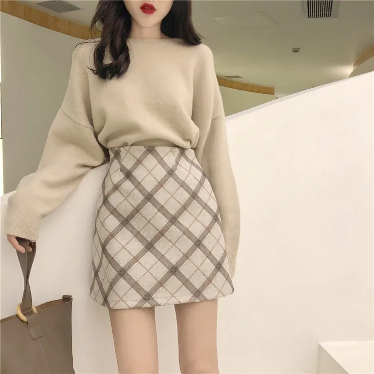 

High Waist A-Line Skirt with Knitted Sweater Set Winter Warm Vintage Khaki Woolen Plaid ort Skirt for Young Women